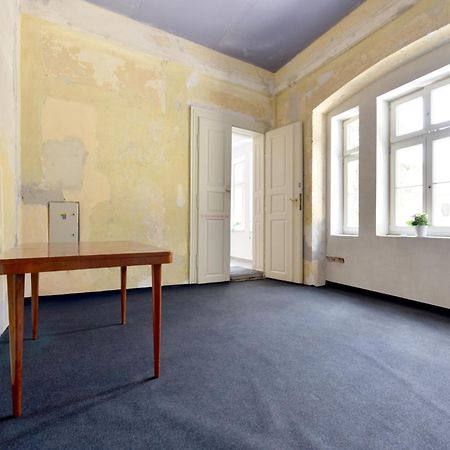 Apartman S Balkonom Trenčín Exteriör bild